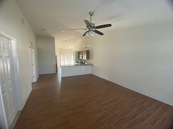 3rd image of 1128/1130 Gordon Ave S Unit 7