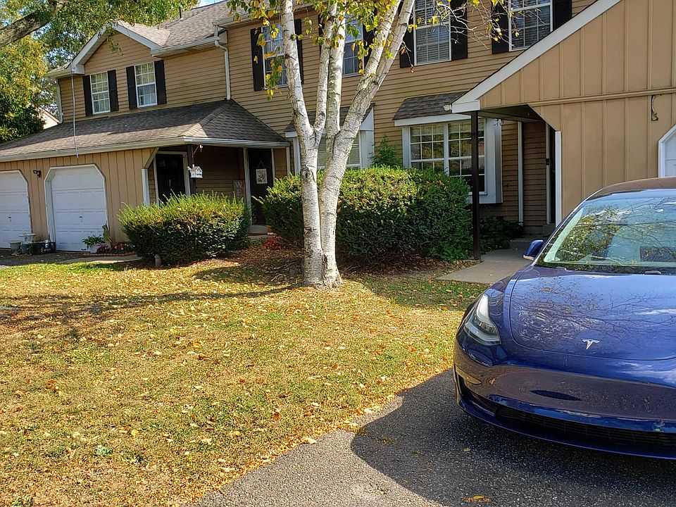 2nd image of 1789 Quail Ct APT A