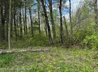 996 Rosengrant Rd, Lake Ariel, PA 18436