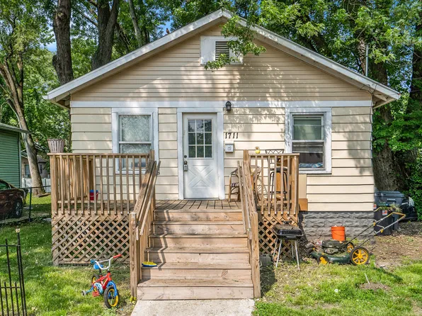1711 Union St, Kalamazoo, MI 49007