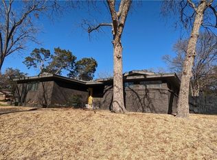 4221 N 23rd St, Waco, TX 76708