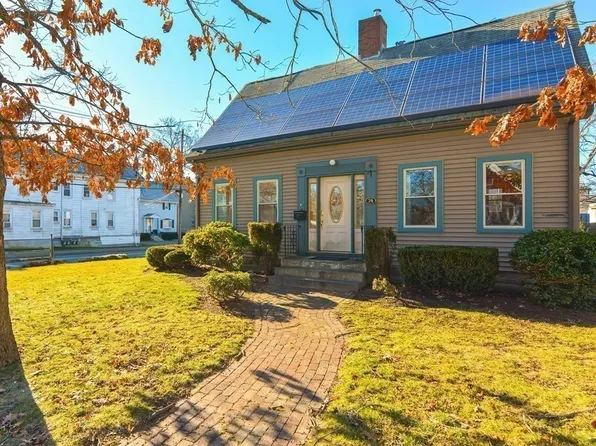 74 Pearl St, Stoughton, MA 02072