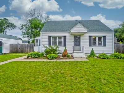 28 Hastings St, Feeding Hills, MA, 01030