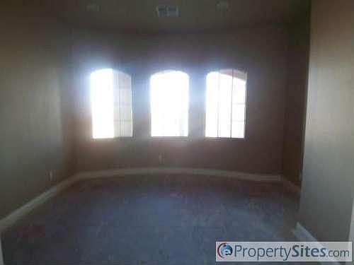 4th image of 28142 N Sandridge Dr