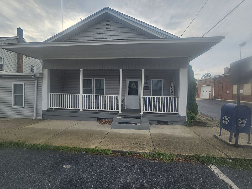 1st image of 623 Main St #1