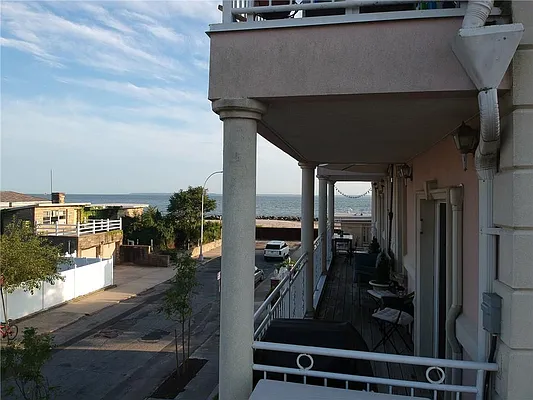 Sold by Remax Edge | media 21