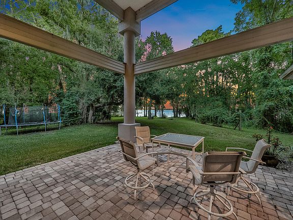 5th image of 2667 Eagle Bay Dr