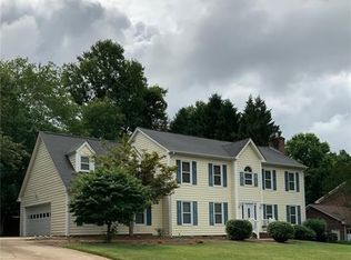 2960 8th Street Ct NE, Hickory, NC 28601