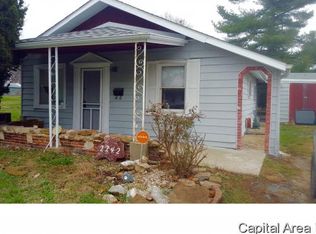 2242 S 13th St, Springfield, IL 62703
