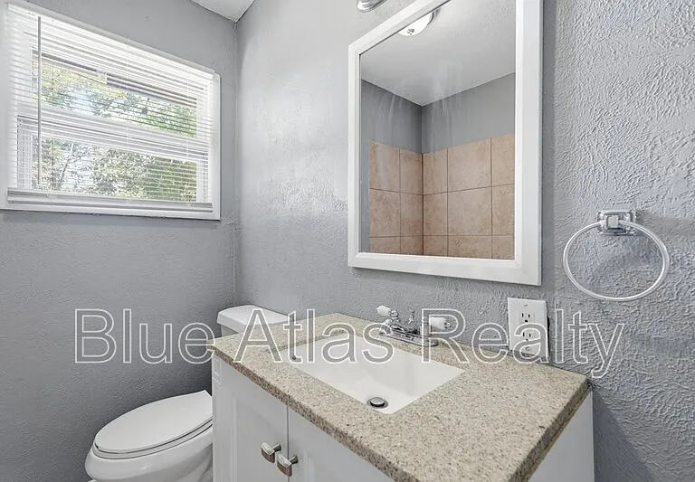 6901 Greenlee St — Photo 13