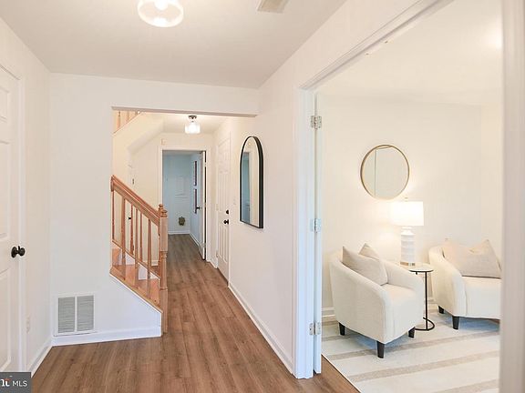 3rd image of 1405 Argall Pl