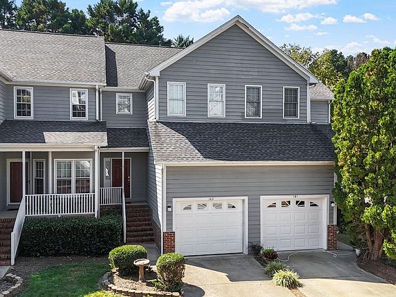 3rd image of 8200 Hempshire Pl