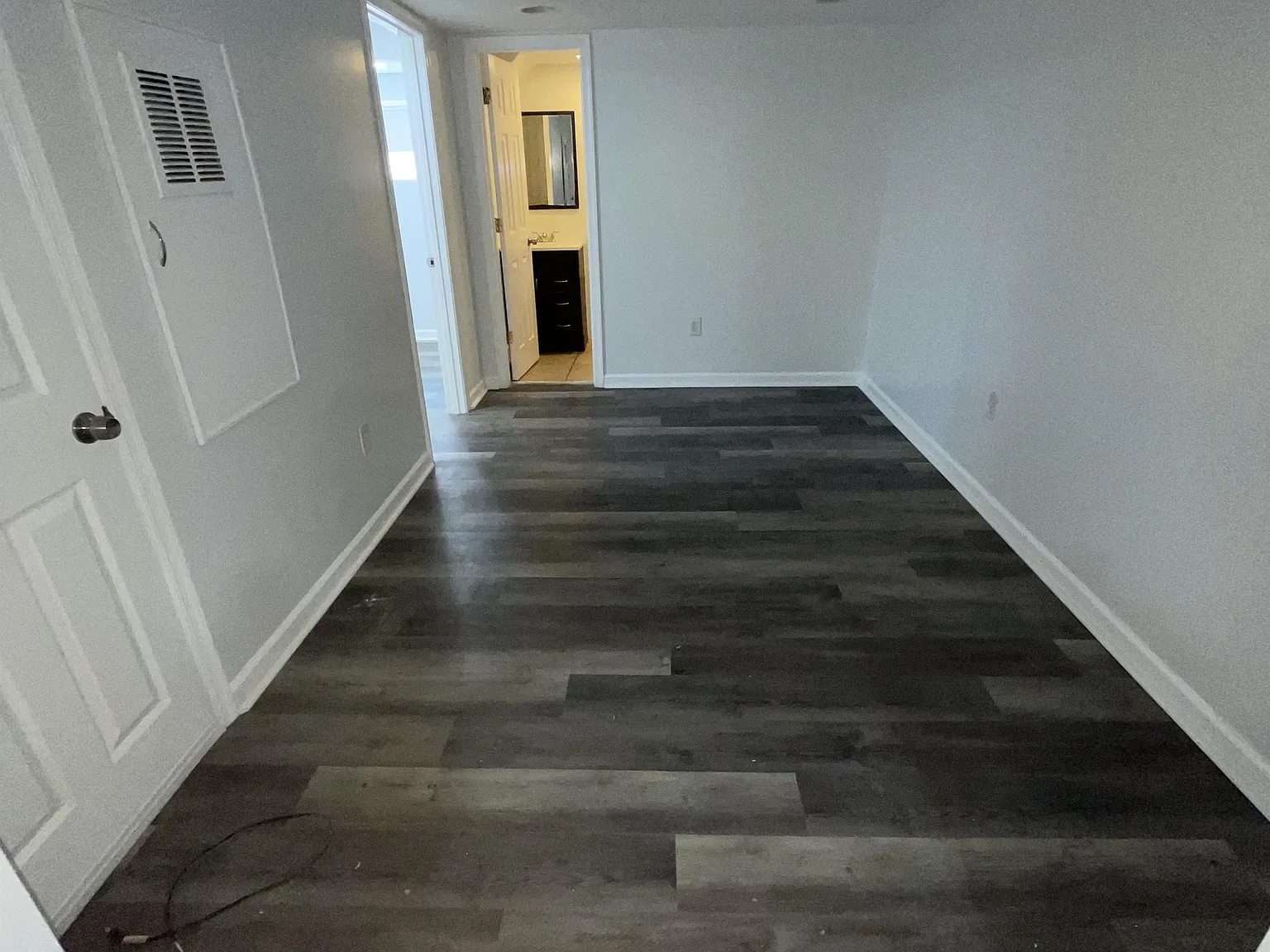 141 Uhland Terrace Northeast — Photo 4