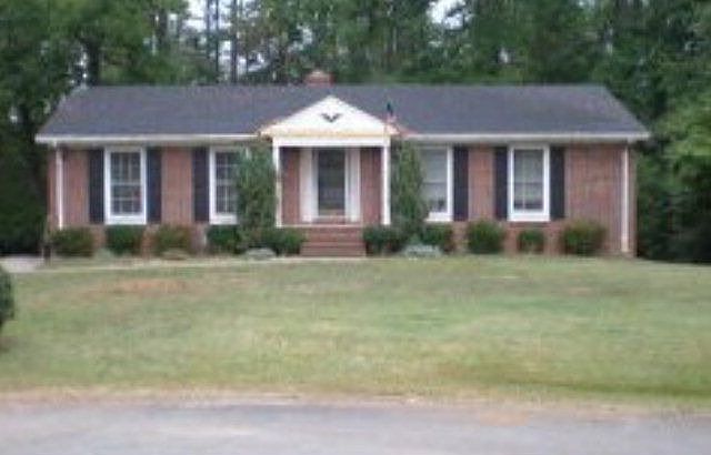 1st image of 1123 Dogwood Ln