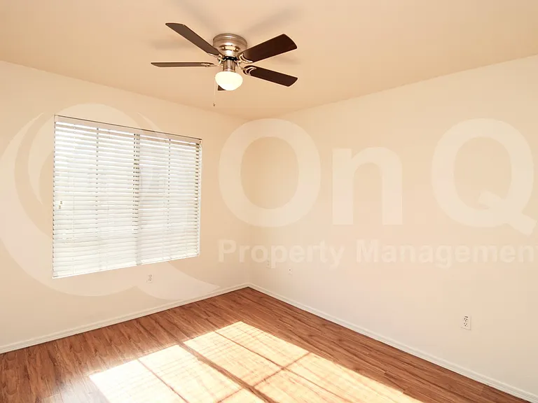 2402 E 5th St #1562 — Photo 10