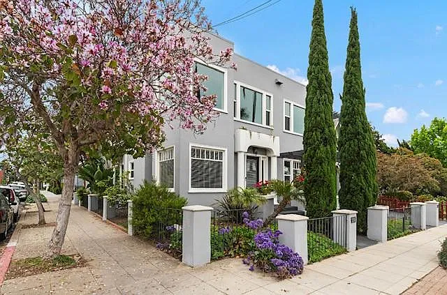 2 bed, 1200 sqft, $4,250 — Photo 2