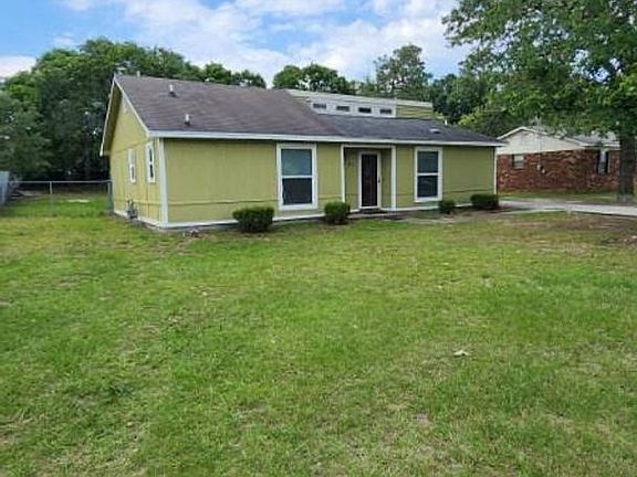 2nd image of 2627 Teakwood Dr