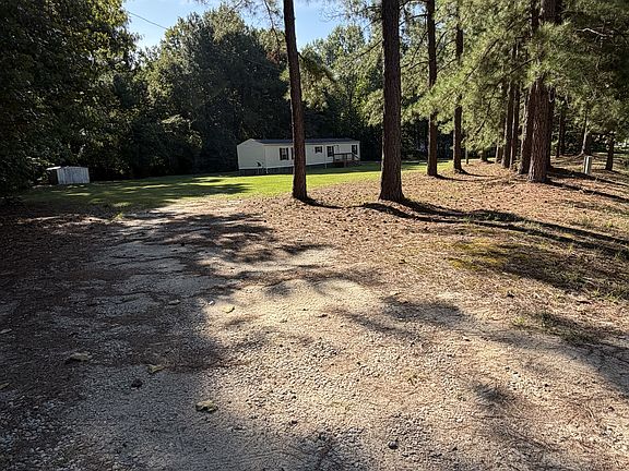 3rd image of 5808 Applewhite Rd