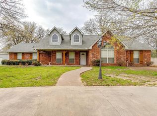 117 Howard Newby Ln, Springtown, TX 76082