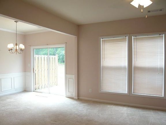 5th image of 1907 Granville Dr