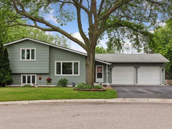 1046 Adams St, Anoka, MN 55303