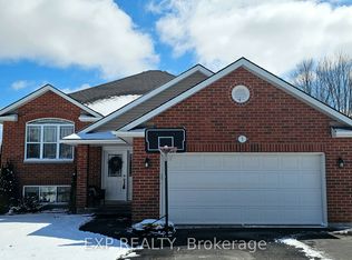 7 Rosewood Dr, Quinte West, ON K0K2C0