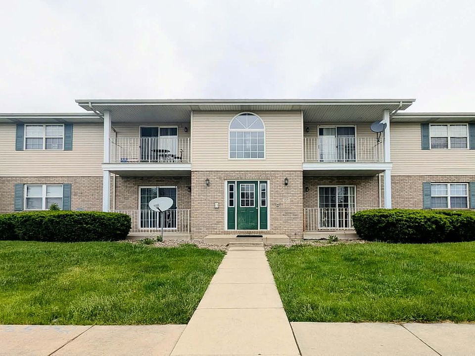 1st image of 1571 Girard Way