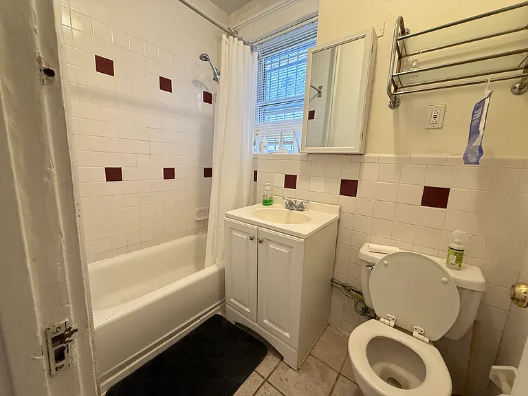 47 Park Vale Ave #5 — Photo 10