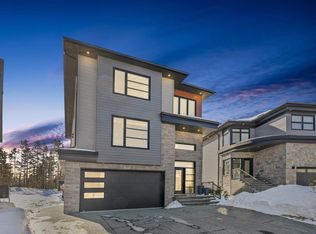 77 Samaa Ct W, Bedford, NS B4B 0Y5