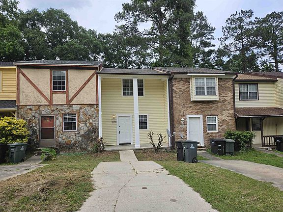 2nd image of 1573 Jacks Dr #B