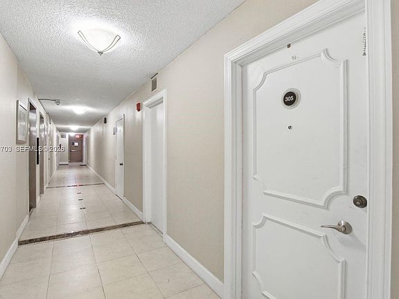 3rd image of 1401 S Ocean Dr APT 305