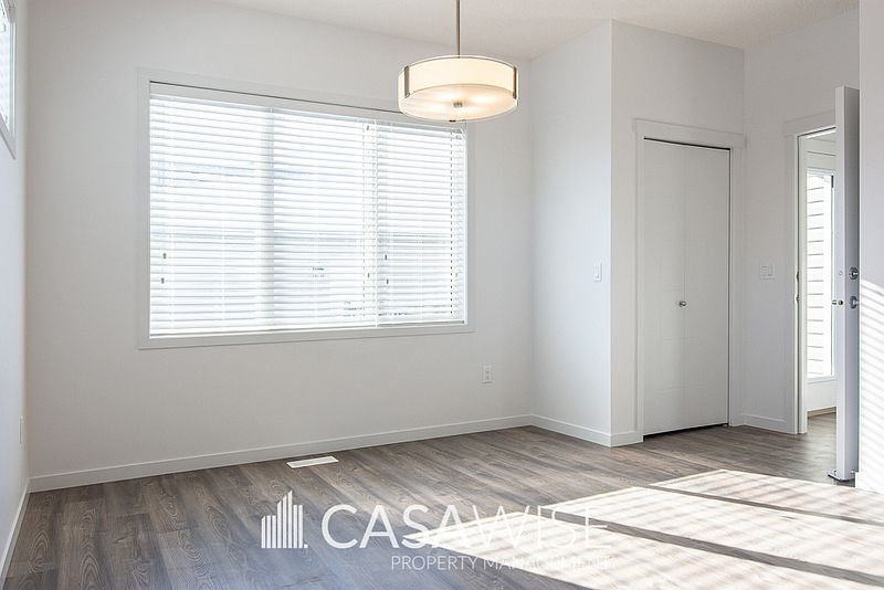 Edmonton Apartment for rent - 3 Bedrooms — photo 3