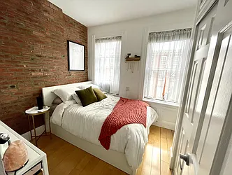 Rented by LJ Sloane Management