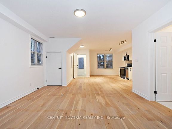 4th image of 72 Centre St