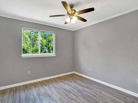 3rd image of 2028 Alta Meadows Lane #1007