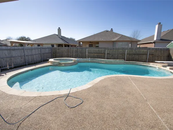 8205 Mule Deer Run, Fort Worth, TX 76179