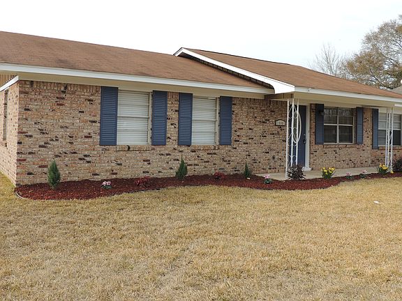 2nd image of 1000 Patricia Dr