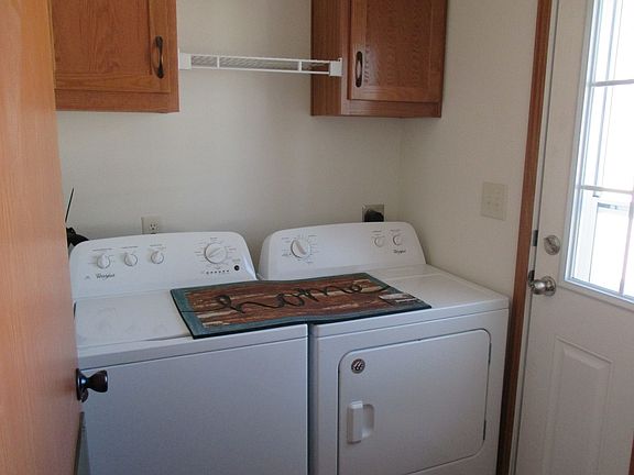 4th image of 2130 SE Four Seasons Dr #036