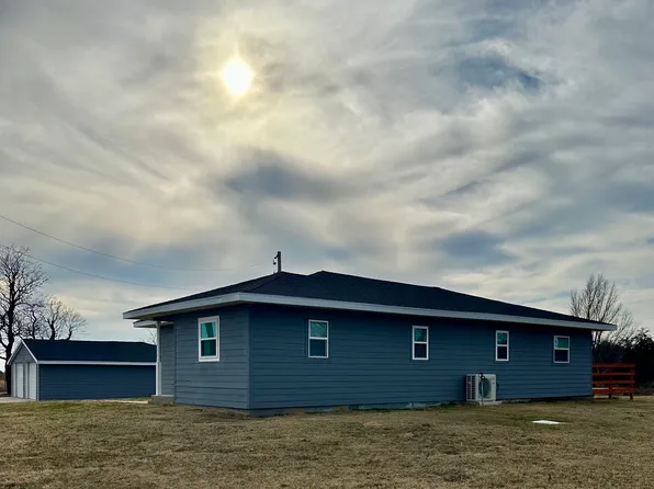 55437 Ns County Rd #242, Fairview, OK 73737