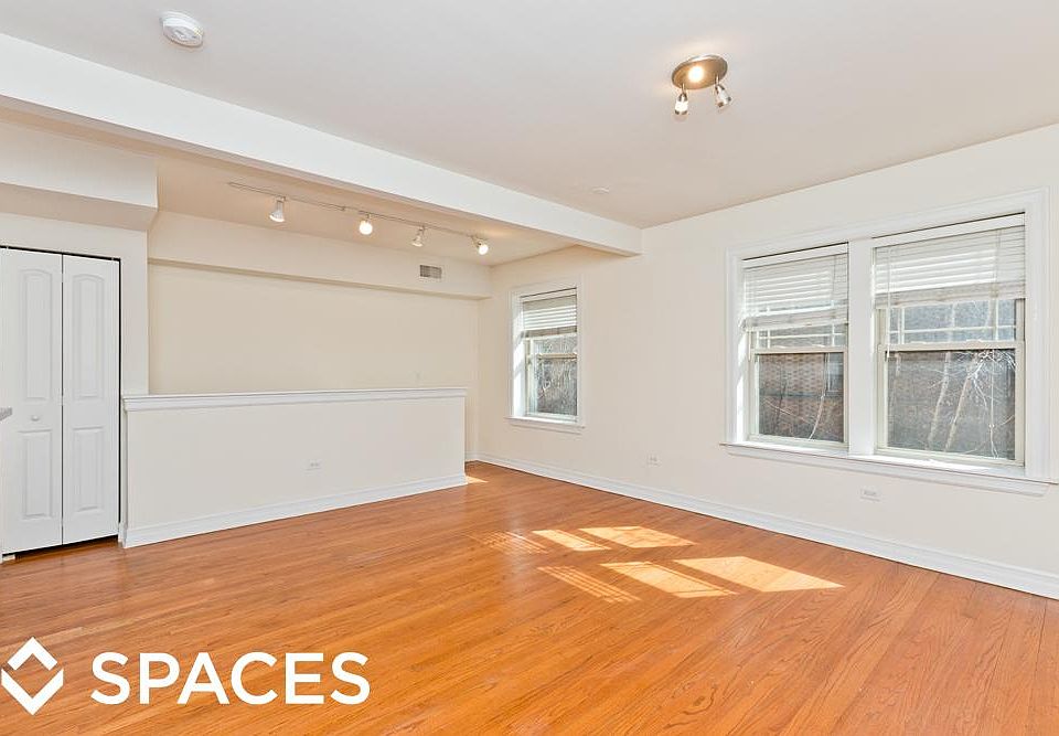 1st image of 3808 N Sheffield Ave #One_e