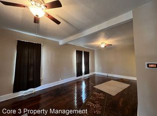 2429 S 9th St, Springfield, IL 62703