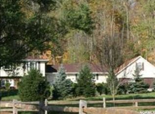 4380 Chagrin River Rd, Moreland Hills, OH 44022