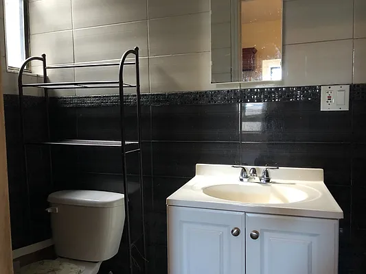 Rented by Yup Realty LLC | media 18