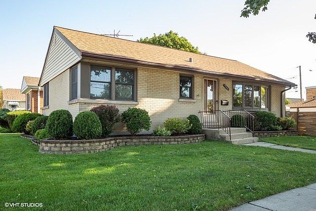 1st image of 1360 Howard Ave