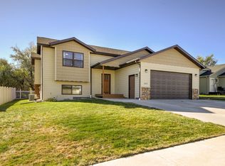 6605 Astoria Ln, Summerset, SD 57718