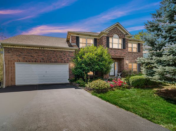 660 Dewig Ct, North Aurora, IL 60542