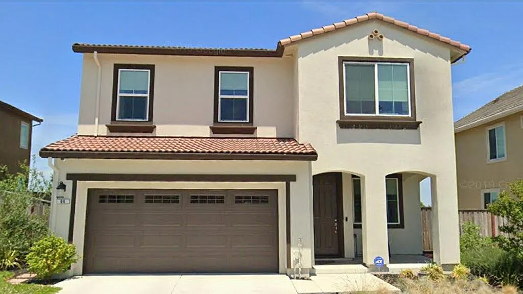 86 Driftwood Cir photo 1