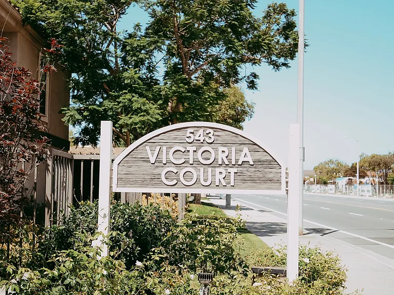543 Victoria St #O — Photo 36