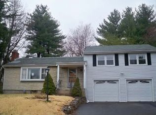 221 Tunxis Ave, Bloomfield, CT 06002