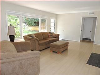 2nd image of 3529 Laguna Ct